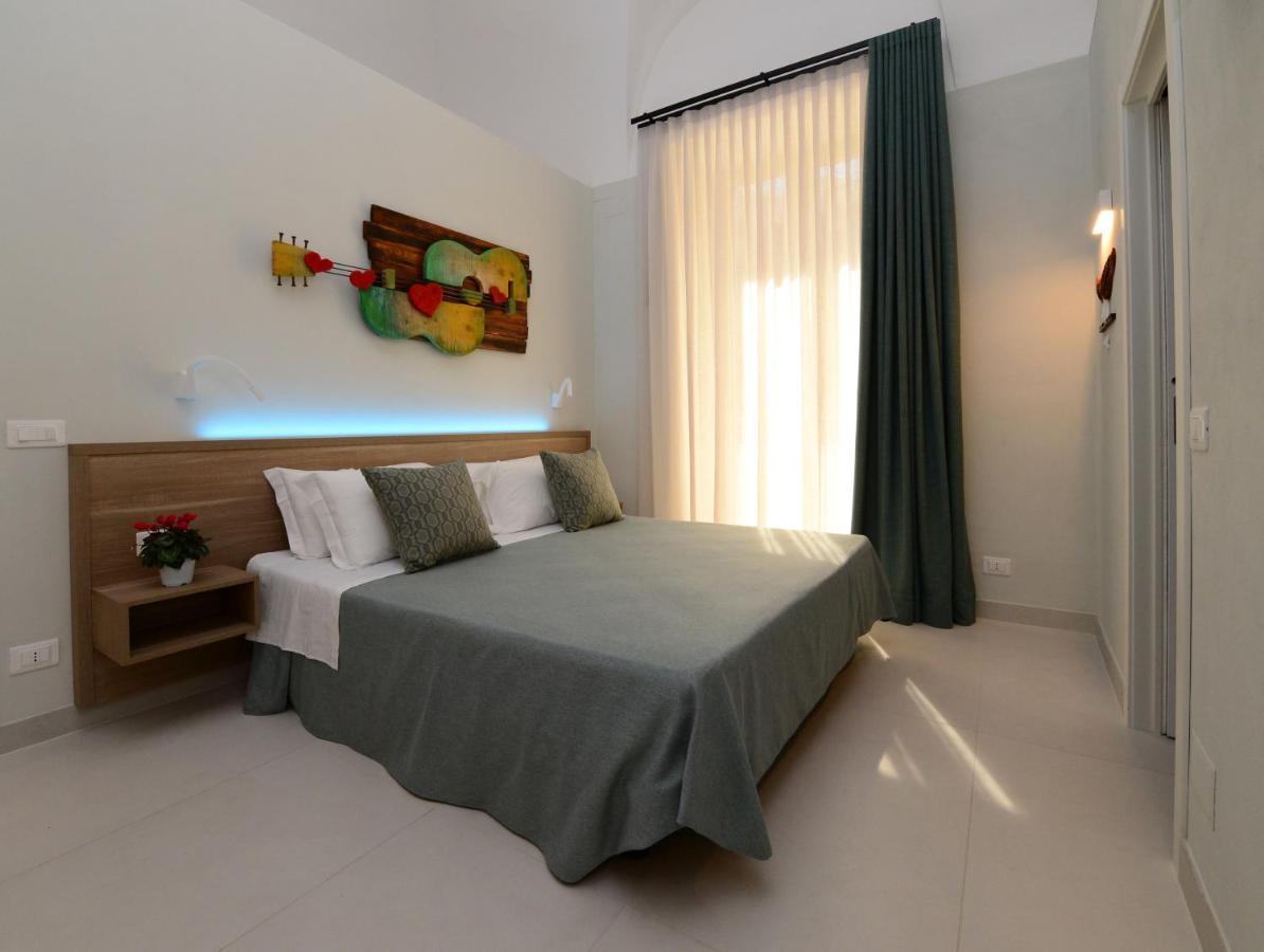 Dimora Del Cuore Guest House In Centro Vieste Luaran gambar